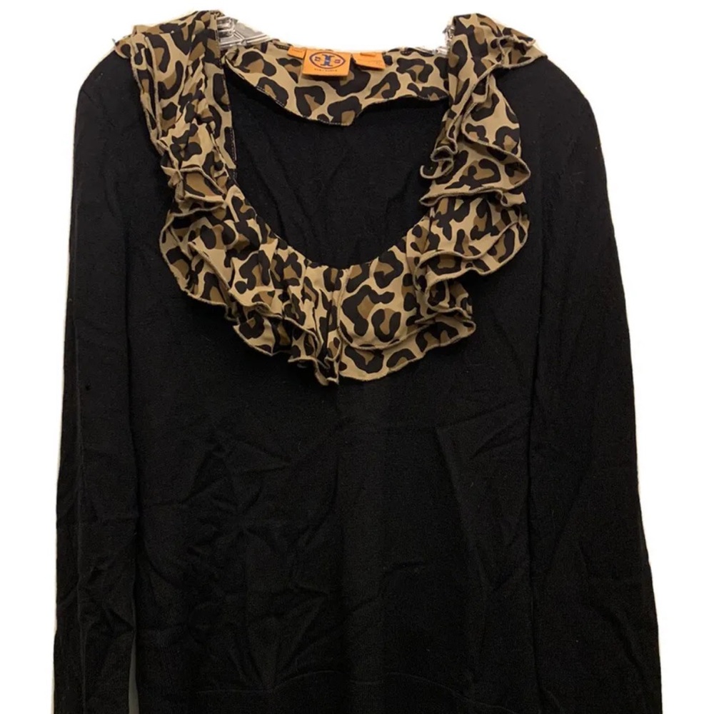 Tory Burch Sweater Black Long Sleeve Removable Cheetah Collar Sleeve Black Large